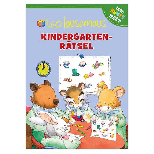 Cover eines Kinderrätselbuchs mit drei Mäusen in einer Klassenzimmerumgebung mit einer Uhr und Zeichnungen.