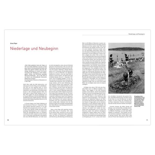 Doppelseite mit Text und einem Schwarzweißfoto von Menschen, die an einem See entspannen.