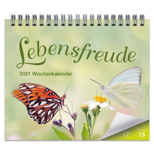 Kalendercover mit zwei Schmetterlingen auf Blumen, betitelt „Lebensfreude 2021 Wochenkalender“.