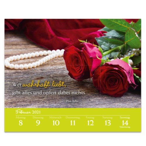 Kalenderseite mit roten Rosen, einer Perlenkette und einem Zitat von Phia Rilke auf Deutsch.