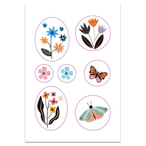Dekorative Illustration von bunten Blumen und Schmetterlingen in ovalen Rahmen auf weißem Hintergrund.