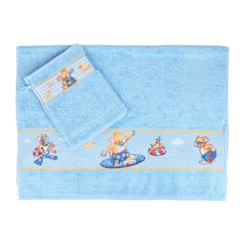 Blaues Handtuchset mit surfenden und schwimmenden Cartoon-Bären sowie kleinen gelben Enten.